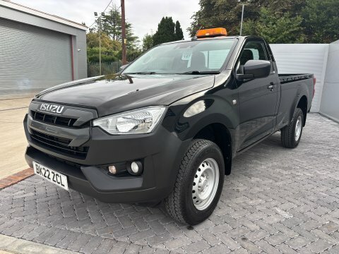 Isuzu D-Max 1.9 Td Utility Black #5