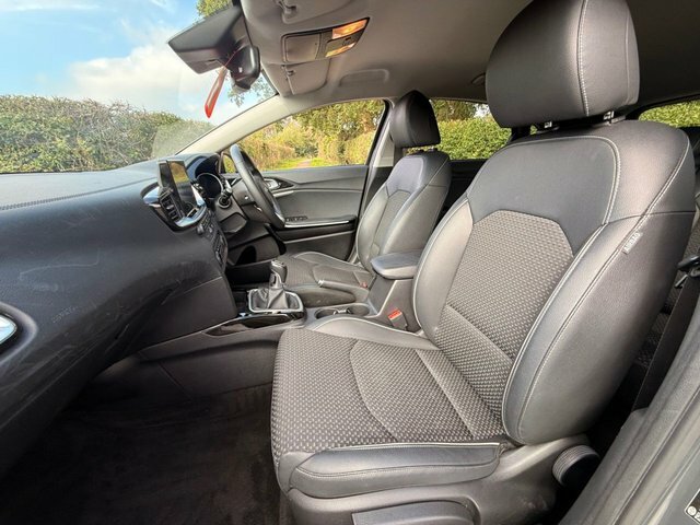 Kia Ceed 1.4 T Gdi Gt Line Lunar Edition Hatchback Petr Silver #10