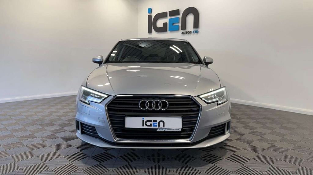 Audi A3 Sportback Tfsi Sport Silver #5