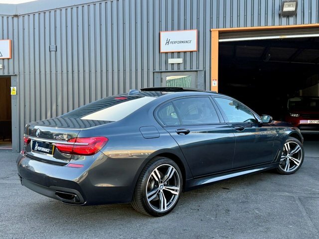 BMW 7 Series Saloon Black #7