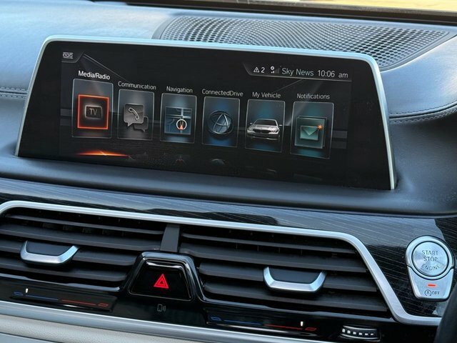 BMW 7 Series Saloon Black #40