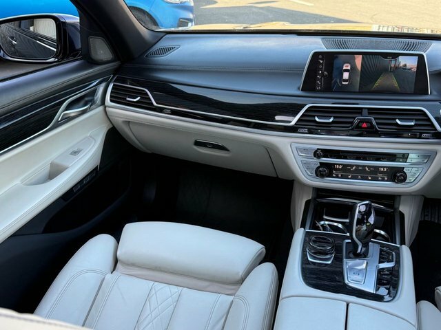 BMW 7 Series Saloon Black #24