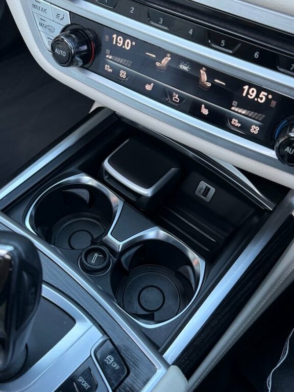 BMW 7 Series Saloon Black #33