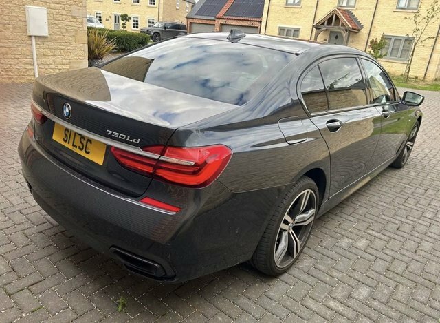 BMW 7 Series 3.0 730Ld M Sport Saloon Euro 6 S Blue #2
