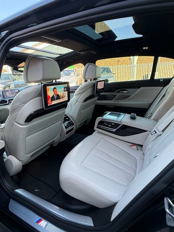 BMW 7 Series Saloon Black #29