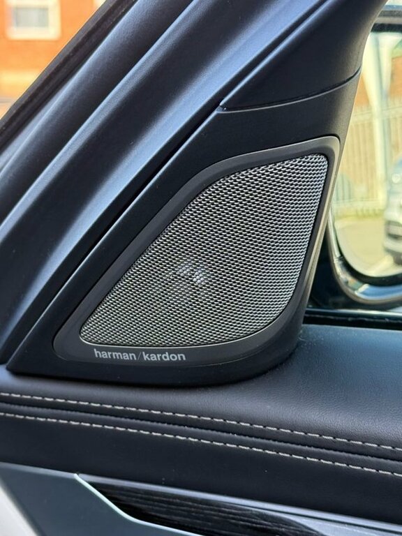 BMW 7 Series Saloon Black #13