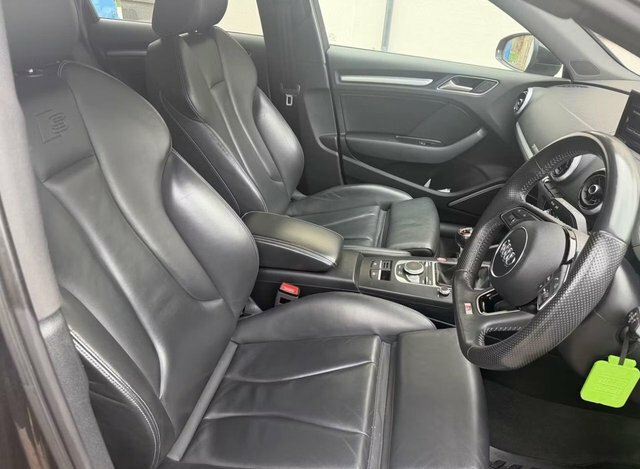 Audi S3 2.0 Tfsi Black Edition Sportback Black #3