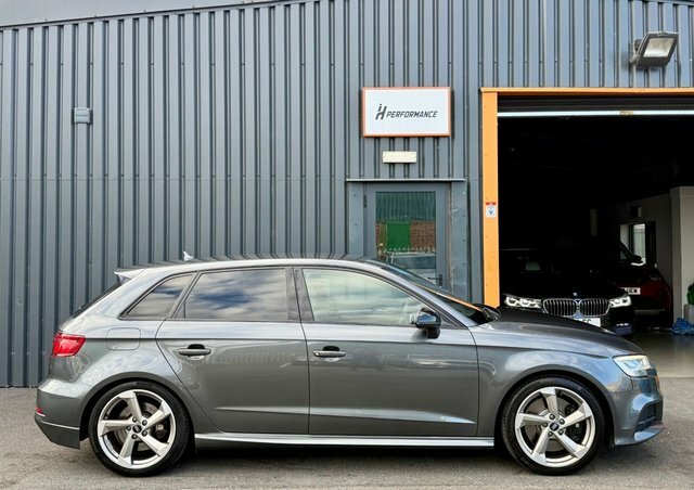 Audi S3 2.0 Tfsi Black Edition Sportback Black #5