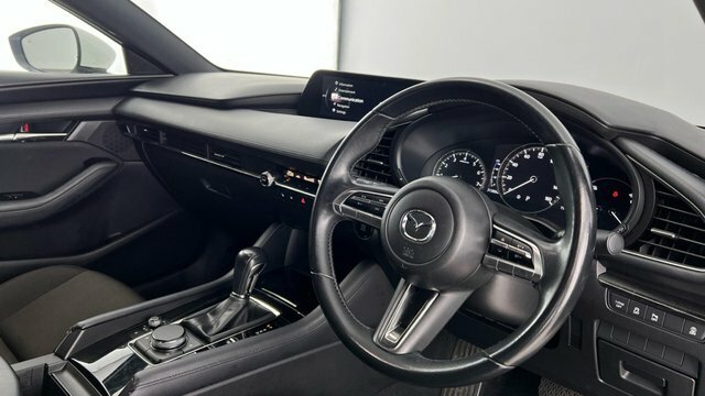 Mazda 3 2.0 E-skyactiv G Mhev Se-l Lux White #6