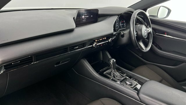 Mazda 3 2.0 E-skyactiv G Mhev Se-l Lux White #4