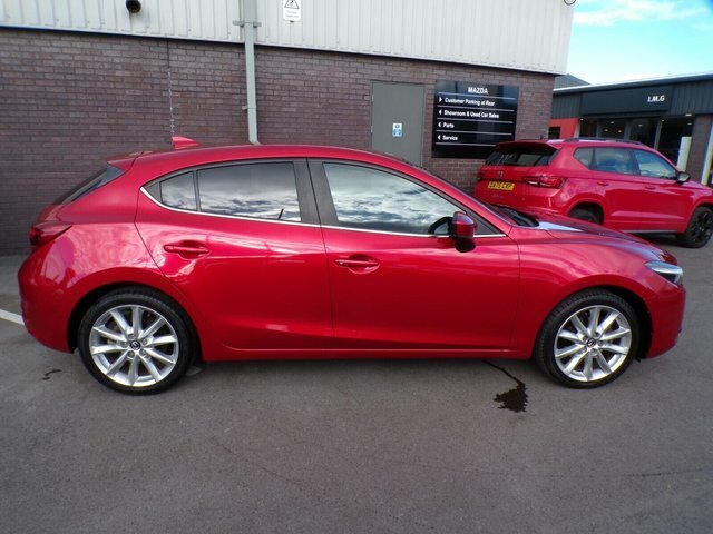 Mazda 3 2.0 Sport Nav Red #5