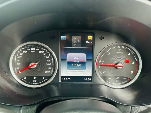 Mercedes-Benz GLC Class 4Matic Amg Line Premium Plus Silver #37