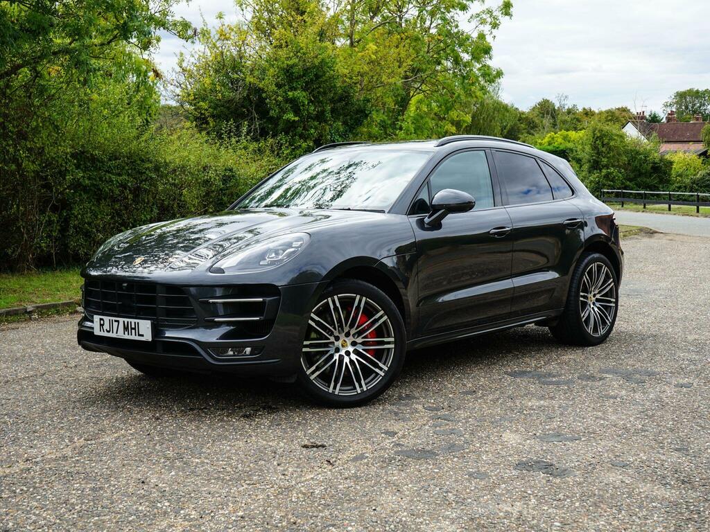 Porsche Macan Macan T Performance Grey