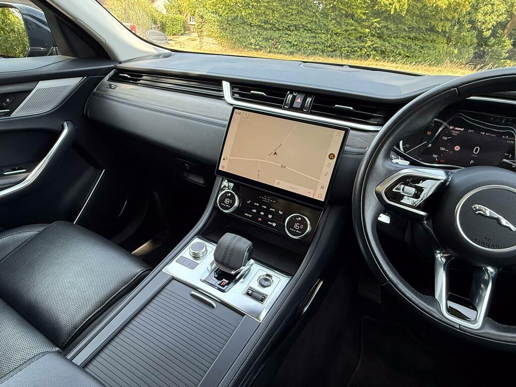 Jaguar F-Pace Diesel  #6