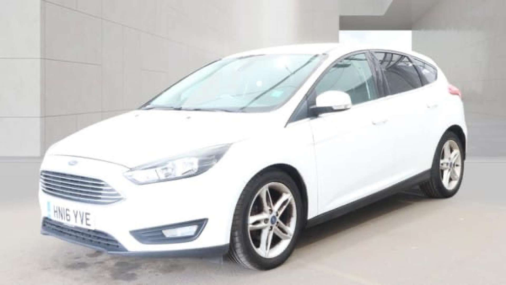 Ford Focus Zetec White #2