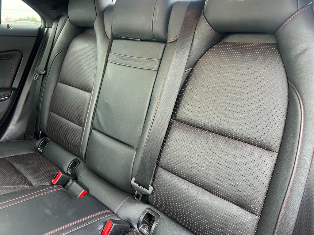 Mercedes-Benz CLA Class Cla220 Cdi Sport Silver #37