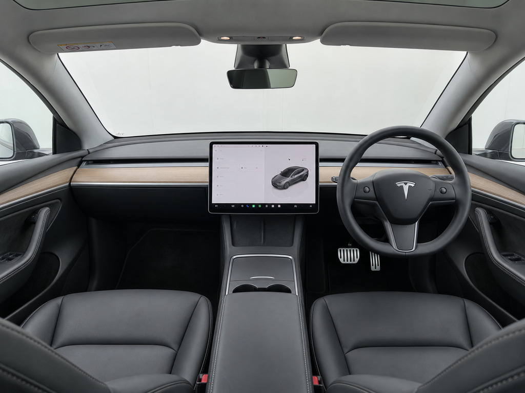 Tesla Model Y Dual Motor Performance Grey #5