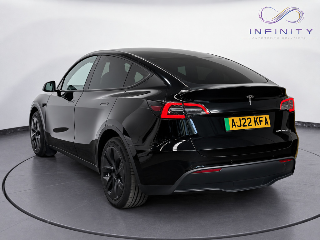 Tesla Model Y Dual Motor Long Range Black #4