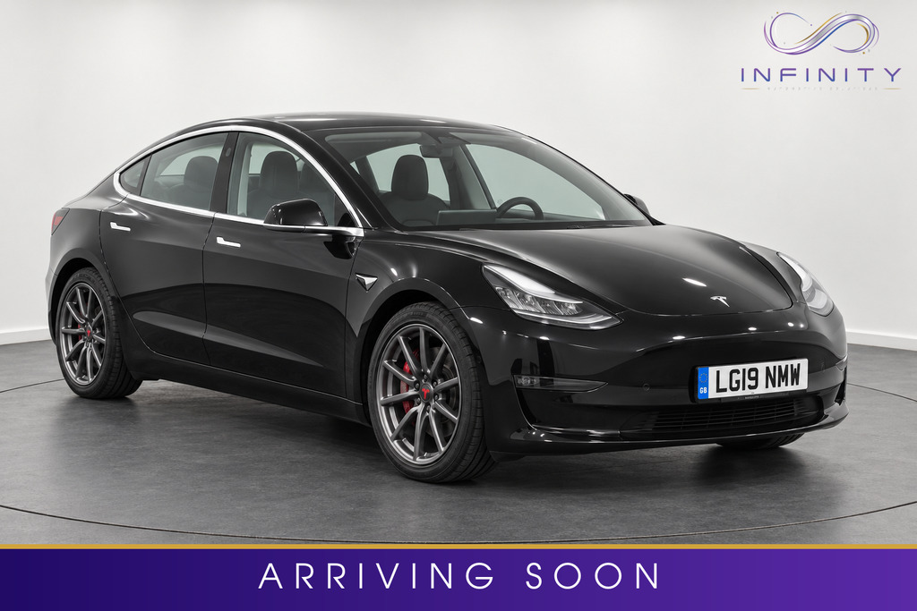 Tesla Model 3 Standard Range Plus Black
