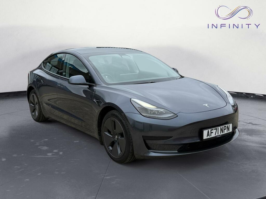 Tesla Model 3 Standard Range Plus Grey