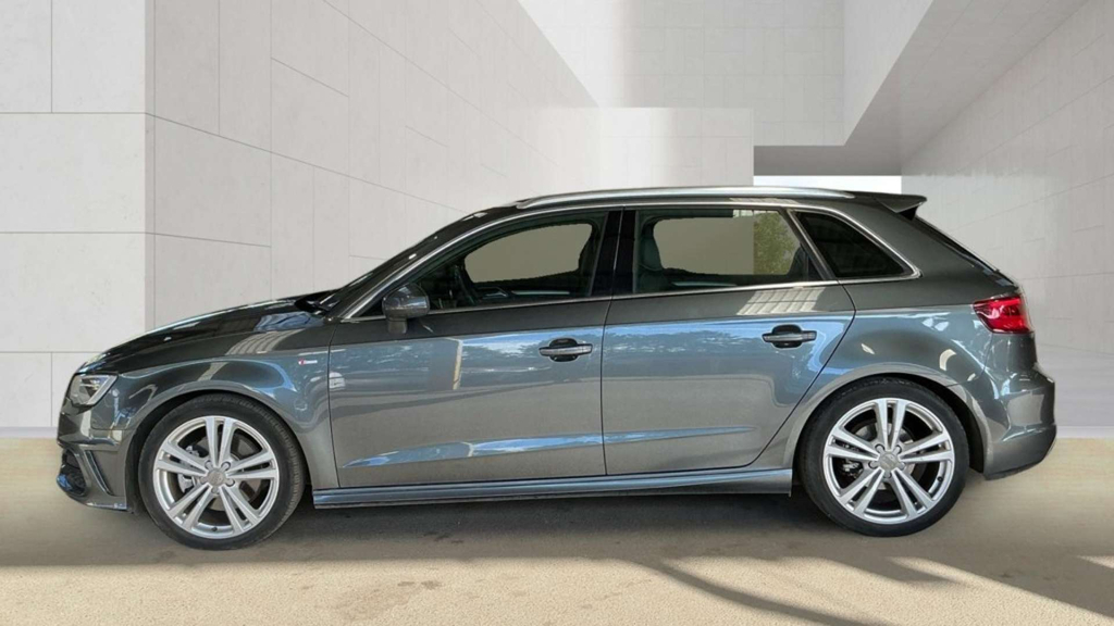 Audi A3 Sportback S Line Tfsi  #6
