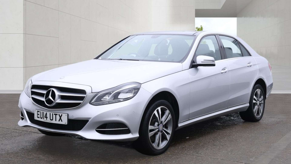Mercedes-Benz E Class Se Auto  #2