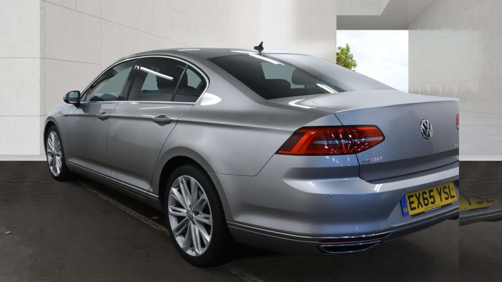 Volkswagen Passat Gt Tdi Bluemotion Technology 4Motion 4Wd #3