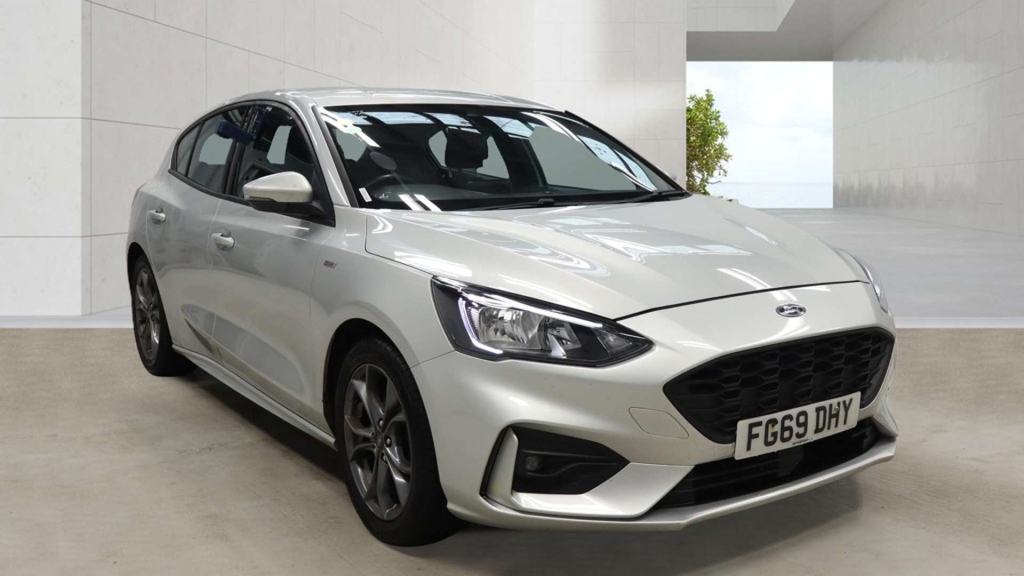 Ford Focus 1.5T Ecoboost Vignale Euro 6 Ss Black #1