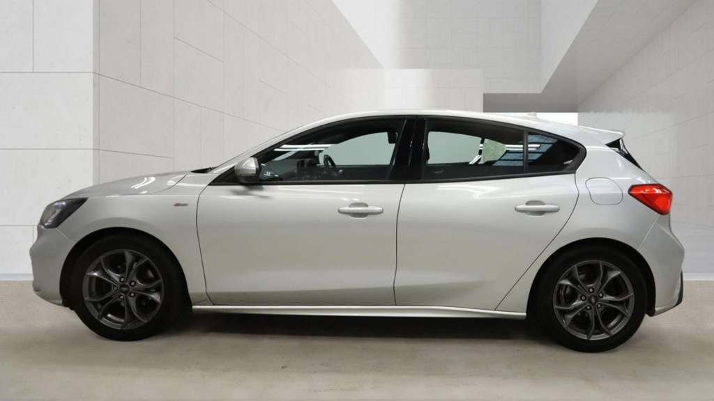Ford Focus 1.5T Ecoboost Vignale Euro 6 Ss Black #6