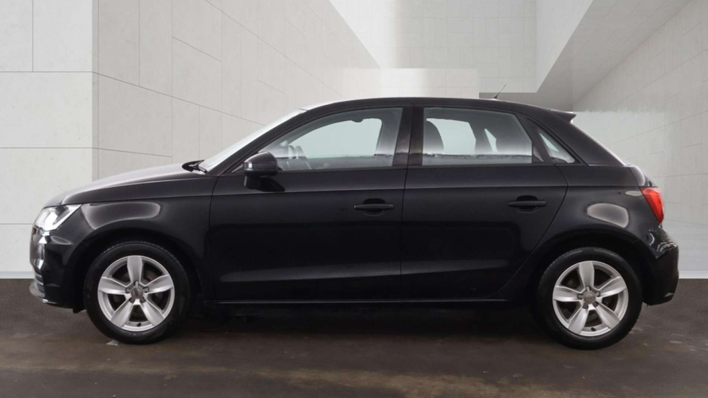 Audi A1 Sportback Tfsi Se #6