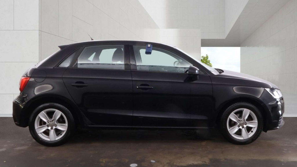 Audi A1 Sportback Tfsi Se #5