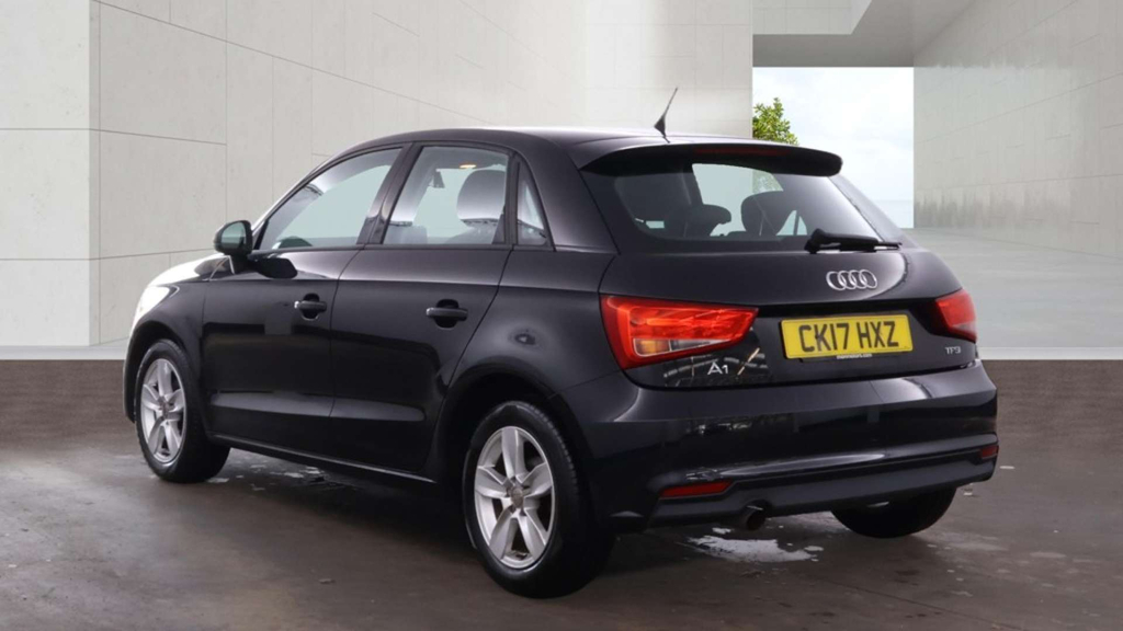 Audi A1 Sportback Tfsi Se #3