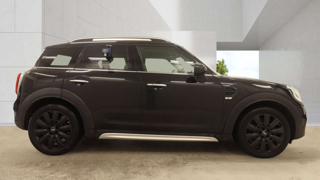 Mini Countryman Cooper D Black #5
