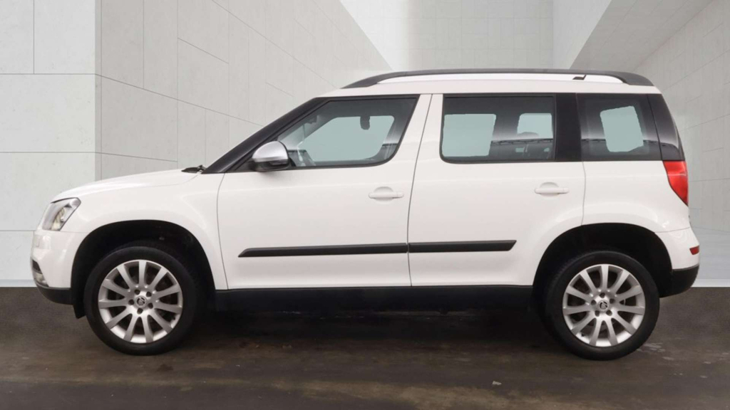 Skoda Yeti Outdoor Se Business Tdi Scr 4X4 4Wd White #6