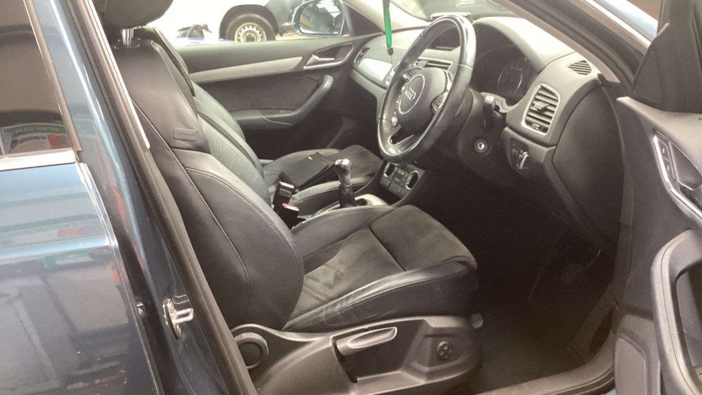 Audi Q3 2.0 Tdi Se Quattro Euro 6 Ss Blue #9