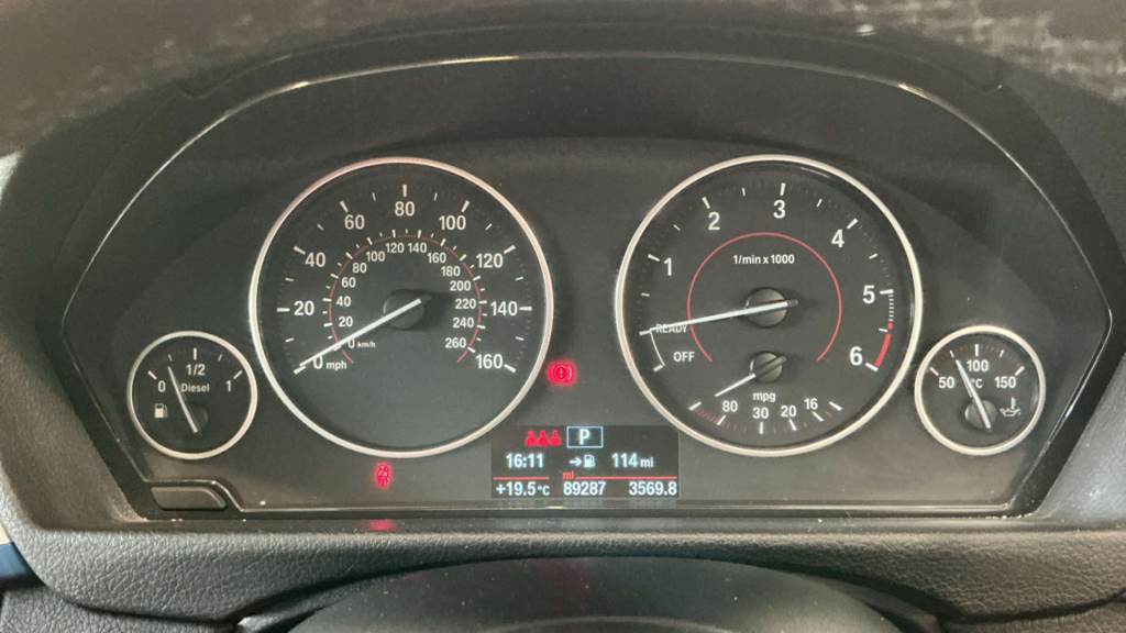 BMW 3 Series 2L M Sport Grey #10