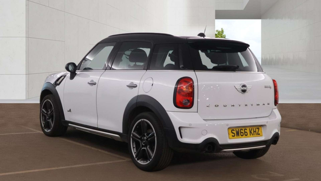 Mini Countryman Cooper S All4 4Wd White #3