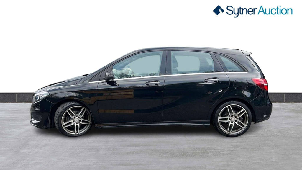 Mercedes-Benz B Class Amg Line Premium D #3