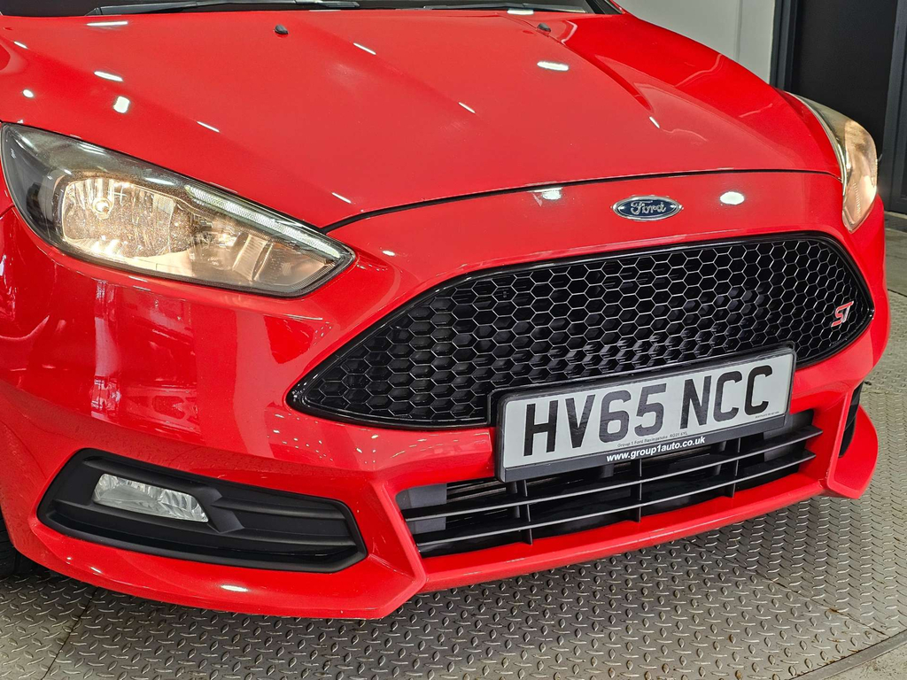 Ford Focus 1.5 Tdci Zetec Euro 6 Ss Black #14