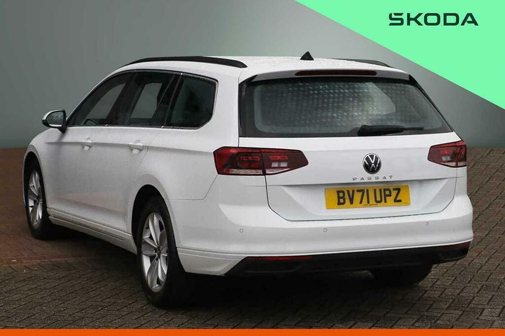 Volkswagen Passat 2.0 Tdi Evo Scr Se Nav Dsg White #3
