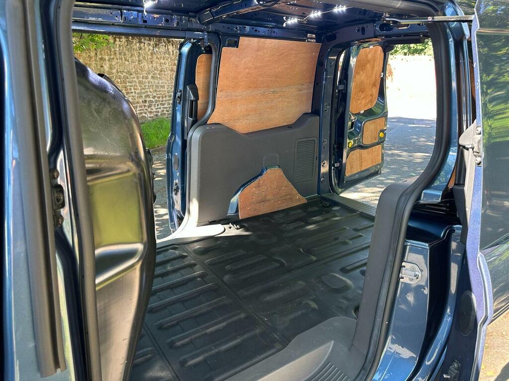 Ford Transit Connect Connect 1.5 240 Limited Tdci 119 Bhp Blue #49