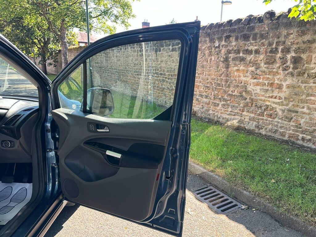 Ford Transit Connect Connect 1.5 240 Limited Tdci 119 Bhp Blue #57