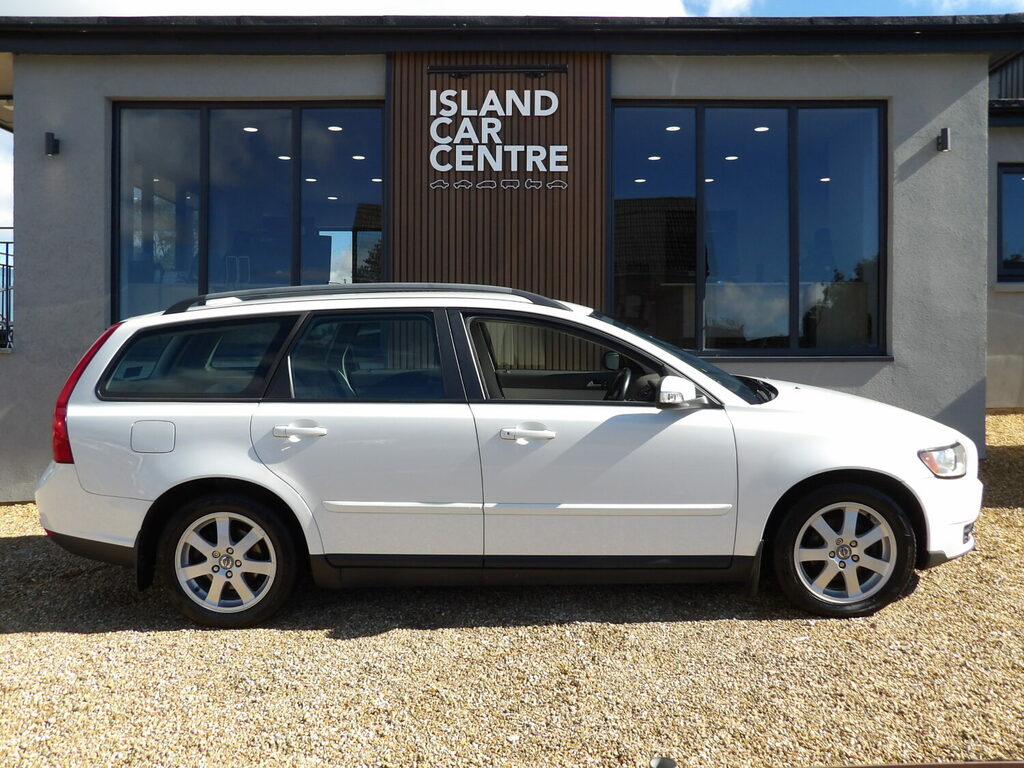 Volvo V50 Estate Red #2