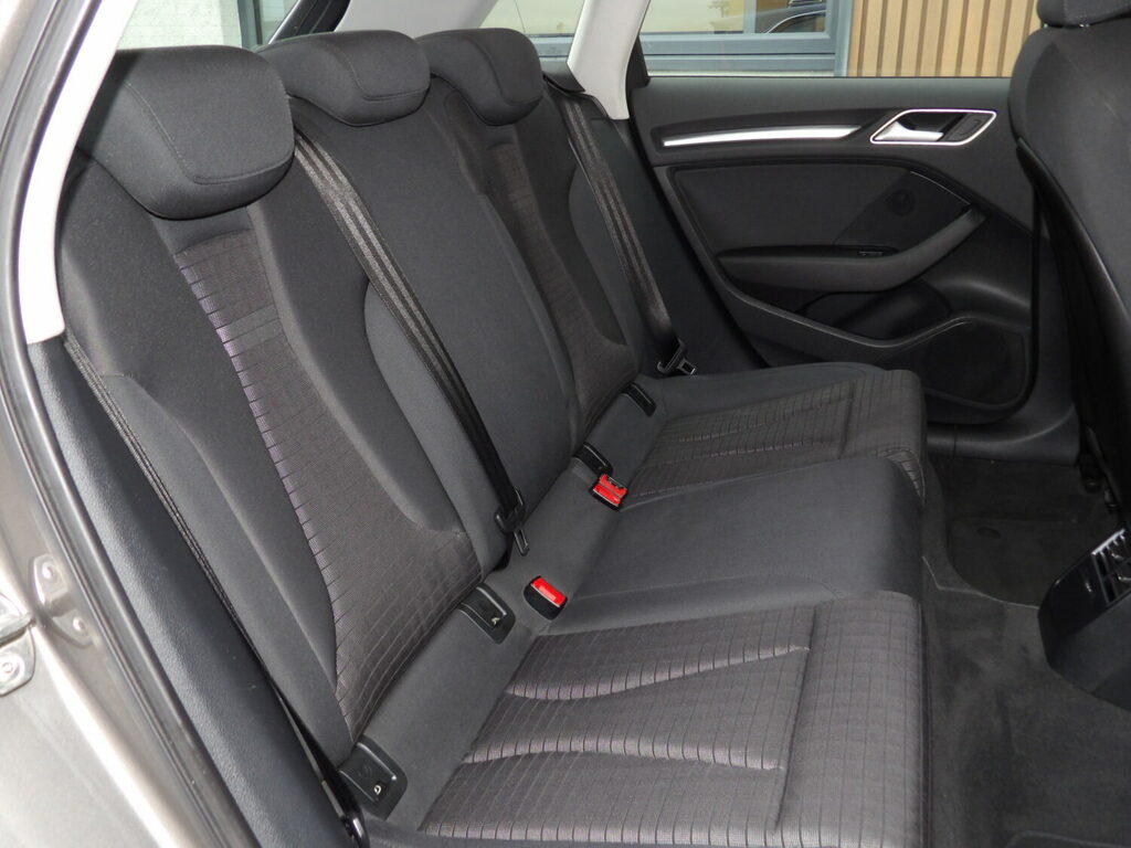 Audi A3 1.4 Tfsi Se Sportback Euro 6 Ss Red #13
