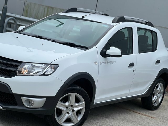 Dacia Sandero Stepway 1.5 Dci Ambiance Euro 6 Ss White #39