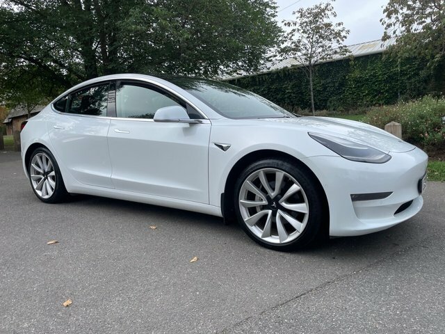 Tesla Model 3 Saloon White