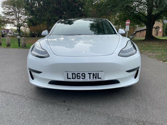 Tesla Model 3 Saloon White #2