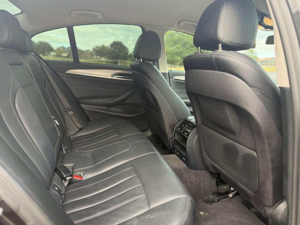 BMW 5 Series 520D Mht M Sport Blue #10