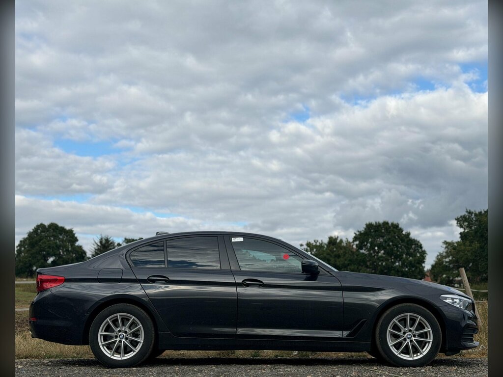 BMW 5 Series 520D Mht M Sport Blue #3