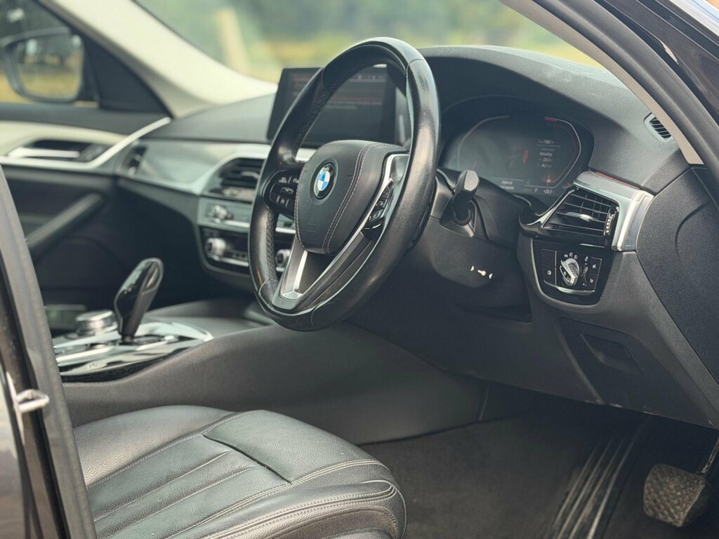 BMW 5 Series 520D Mht M Sport Blue #7